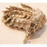 White metal Tibetan silver linked scale dragon bracelet. P&P Group 1 (£14+VAT for the first lot