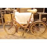 Saffron Raleigh ladies bike. This lot is not available for in-house P&P