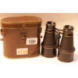 Early 20thC cased binoculars. P&P Group 1 (£14+VAT for the first lot and £1+VAT for subsequent lots)