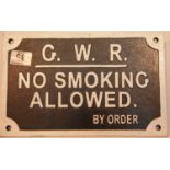 Cast iron GWR sign, 30 x 19 cm. P&P Group 2 (£18+VAT for the first lot and £2+VAT for subsequent