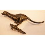 Cast iron running Cheetah figurine, L: 30 cm. P&P Group 3 (£25+VAT for the first lot and £5+VAT