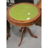 Vintage mahogany green leather top drum table with single drawer and tripod base, D: 51 cm, H: 62