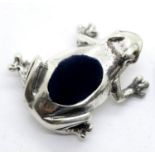 Sterling silver frog pin cushion, L: 15 mm. P&P Group 1 (£14+VAT for the first lot and £1+VAT for