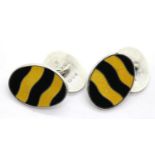 Sterling silver and enamel bumble bee cufflinks, fully hallmarked to each piece. P&P Group 1 (£14+