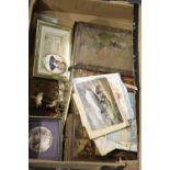 Box of antique boxes with button content. P&P Group 3 (£25+VAT for the first lot and £5+VAT for