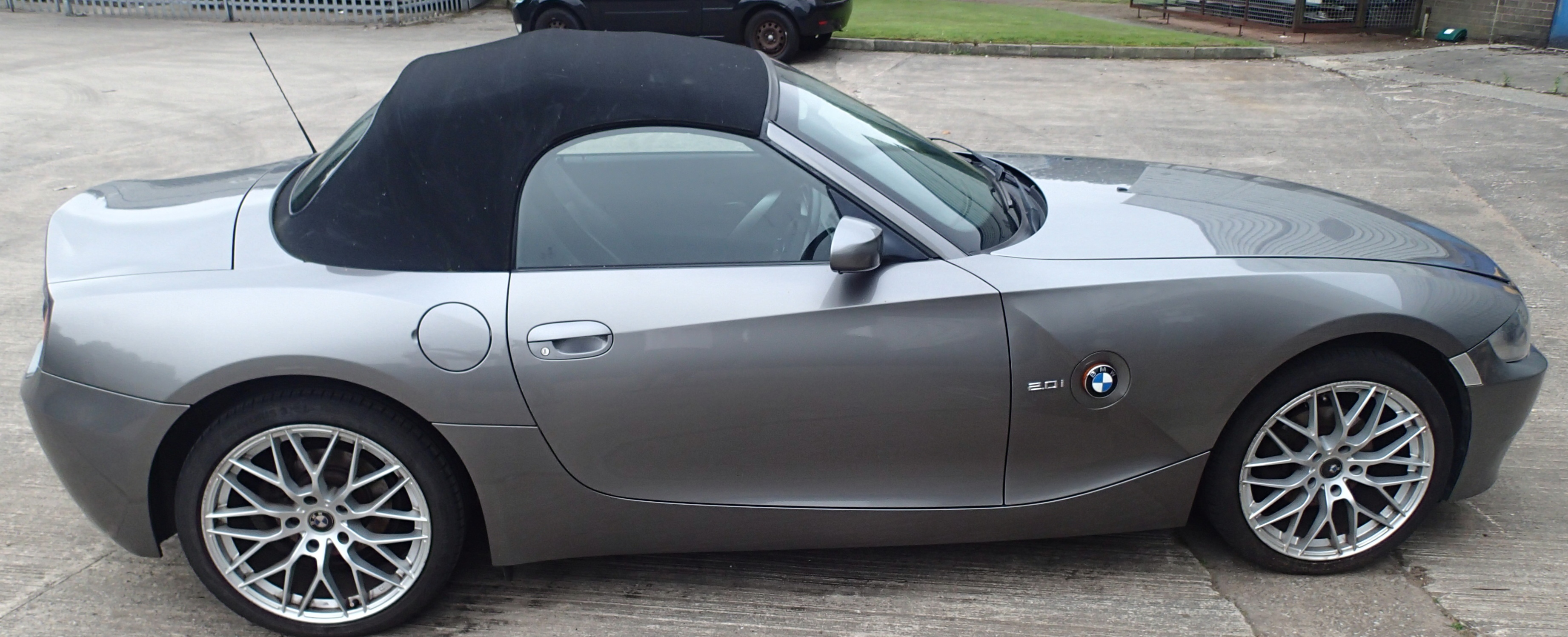 2005 BMW Z4 2.0 petrol convertible in grey, black leather interior. Registration MJ55 GAL. MOT until - Image 3 of 4