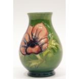 Small Moorcroft Anemone pattern vase, H: 8 cm. P&P Group 1 (£14+VAT for the first lot and £1+VAT for