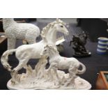 Large ceramic mare and foal study. H: 55 cm. Not available for in-house P&P.
