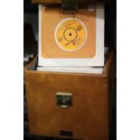 Box containing various 7inch vinyl records from various artists, P&P Group 2 (£18+VAT for the