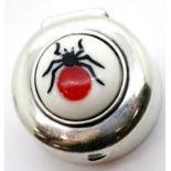 Sterling silver pill box with painted enamel Spider, 11.5g. P&P Group 1 (£14+VAT for the first lot
