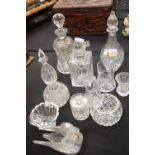 Collection of mixed crystal including decanters. This lot is not available for in-house P&P