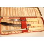 Cased vintage three piece carving set. P&P Group 2 (£18+VAT for the first lot and £3+VAT for
