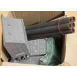 Box of mixed railway accessories. P&P Group 2 (£18+VAT for the first lot and £3+VAT for subsequent