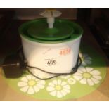 Electric water purifier/drinking fountain for cats/dogs, with spare filter, matching mat, in working