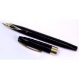 Sheaffer fountain pen with 14k gold nib. P&P group 1 (£14 for the first lot and £1 for each