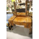 Mahogany dressing table with trifold mirror. Not available for in-house P&P.