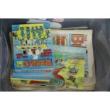 Box of vintage Beano comics. P&P Group 3 (£25+VAT for the first lot and £5+VAT for subsequent lots)