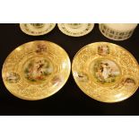 Vienna, a pair of painted and gilt cabinet plates, D: 23.5 cm. P&P Group 3 (£25+VAT for the first