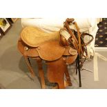 Good quality Western saddle in very good condition. P&P Group 3 (£25+VAT for the first lot and £5+