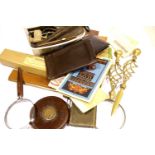 Mixed collectables to include pipes, vintage leather wallets, tape measure and rulers etc. P&P Group