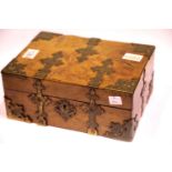 Burr walnut felt lined box with copper mounts, 28 x 18 x 10 cm H. P&P Group 2 (£18+VAT for the first