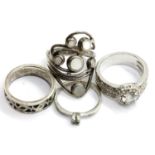 Four silver rings. P&P Group 1 (£14+VAT for the first lot and £1+VAT for subsequent lots)