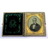 Victorian cased photograph frame. P&P Group 1 (£14+VAT for the first lot and £1+VAT for subsequent
