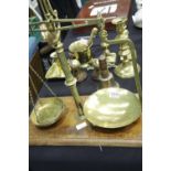 Mixed 19th and 20th century brass including a pestle and mortar, hand bell, candlesticks etc. Not
