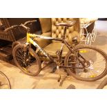 Scott MX2 Voltage mountain bike. Not available for in-house P&P.