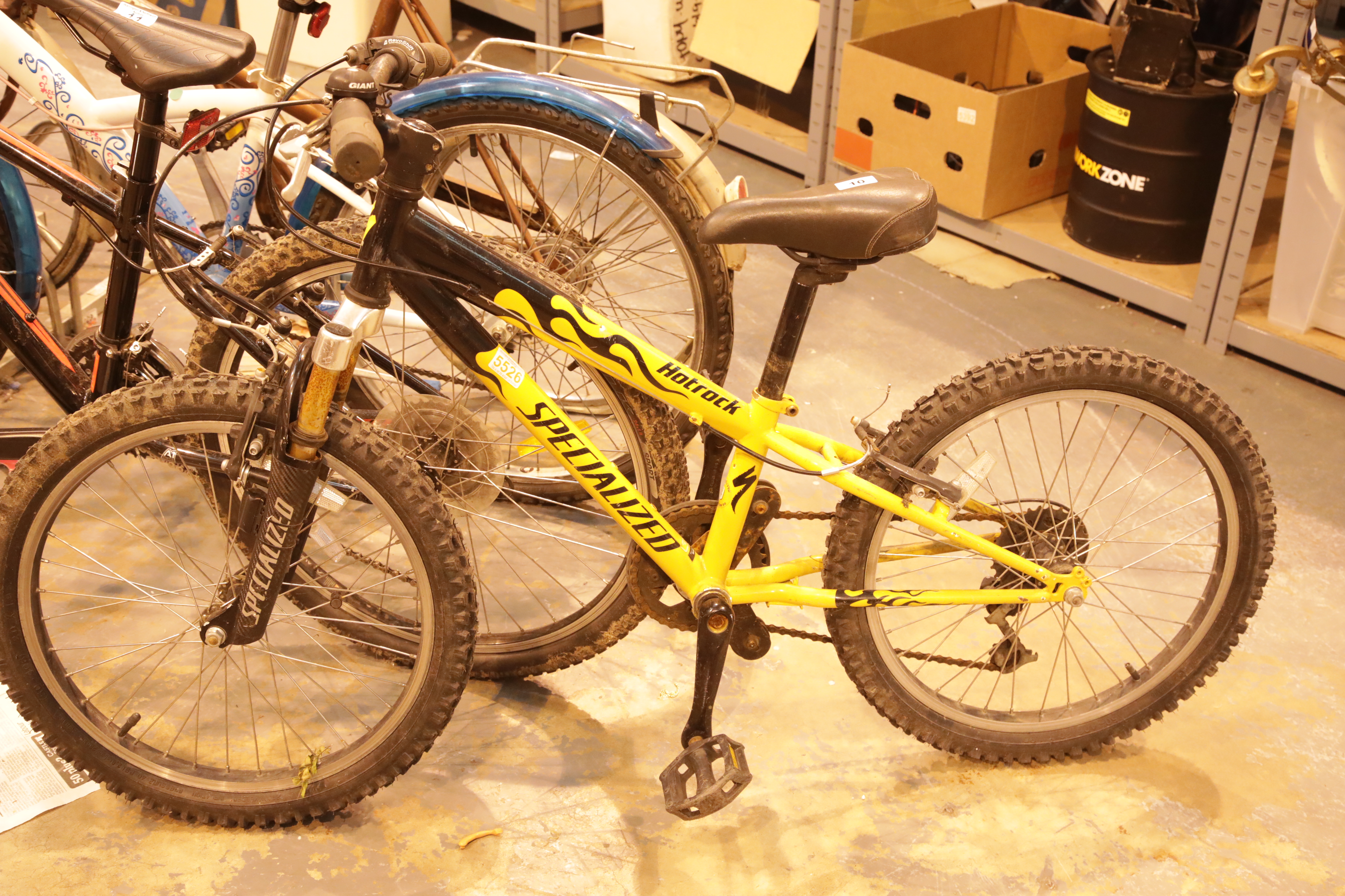 Child's Specialized Hotrock 6 speed mountain bike with 9" frame. Not available for in-house P&P.