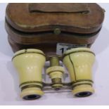 Rare antique ivory opera glasses in original case, gallet A Paris, some damage. P&P Group 1 (£14+VAT