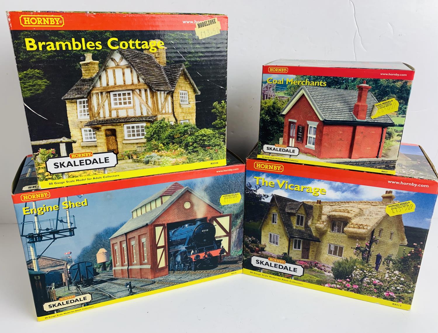 4x Hornby Skaledale OO - Buildings - To include: R8537, R8506, R8513, R8536 - All Boxed. P&P Group 2