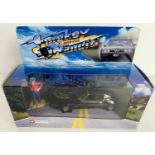 Corgi CC54508 1:36 'Smokey & the Bandit' Gift Set - Pontiac Firebird & Resin Figure - Boxed. P&P