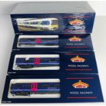 Bachmann OO 31-028 166 Turbo 3 Car First Great Western 2006 Livery - Boxed. P&P Group 2 (£18+VAT for