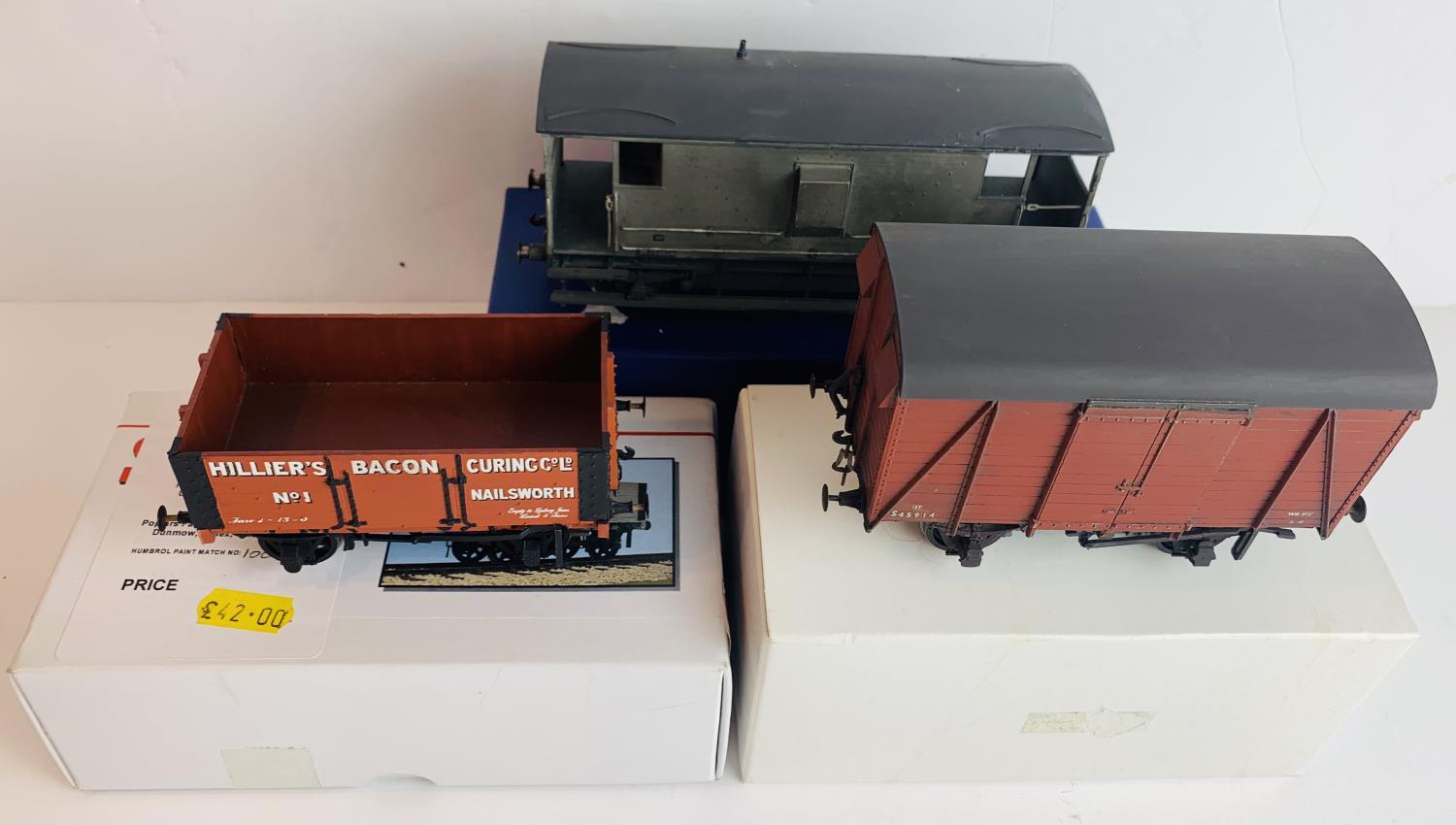 3x Kit Built Assorted Freight Wagons. P&P Group 2 (£18+VAT for the first lot and £3+VAT for