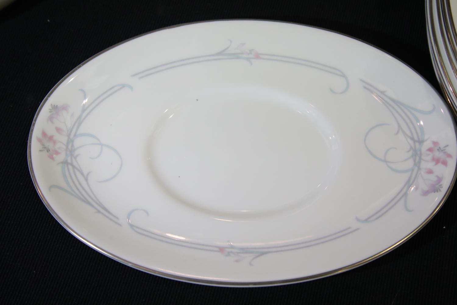 Royal Doulton Allegro pattern dinner service. Not available for in-house P&P - Image 2 of 3