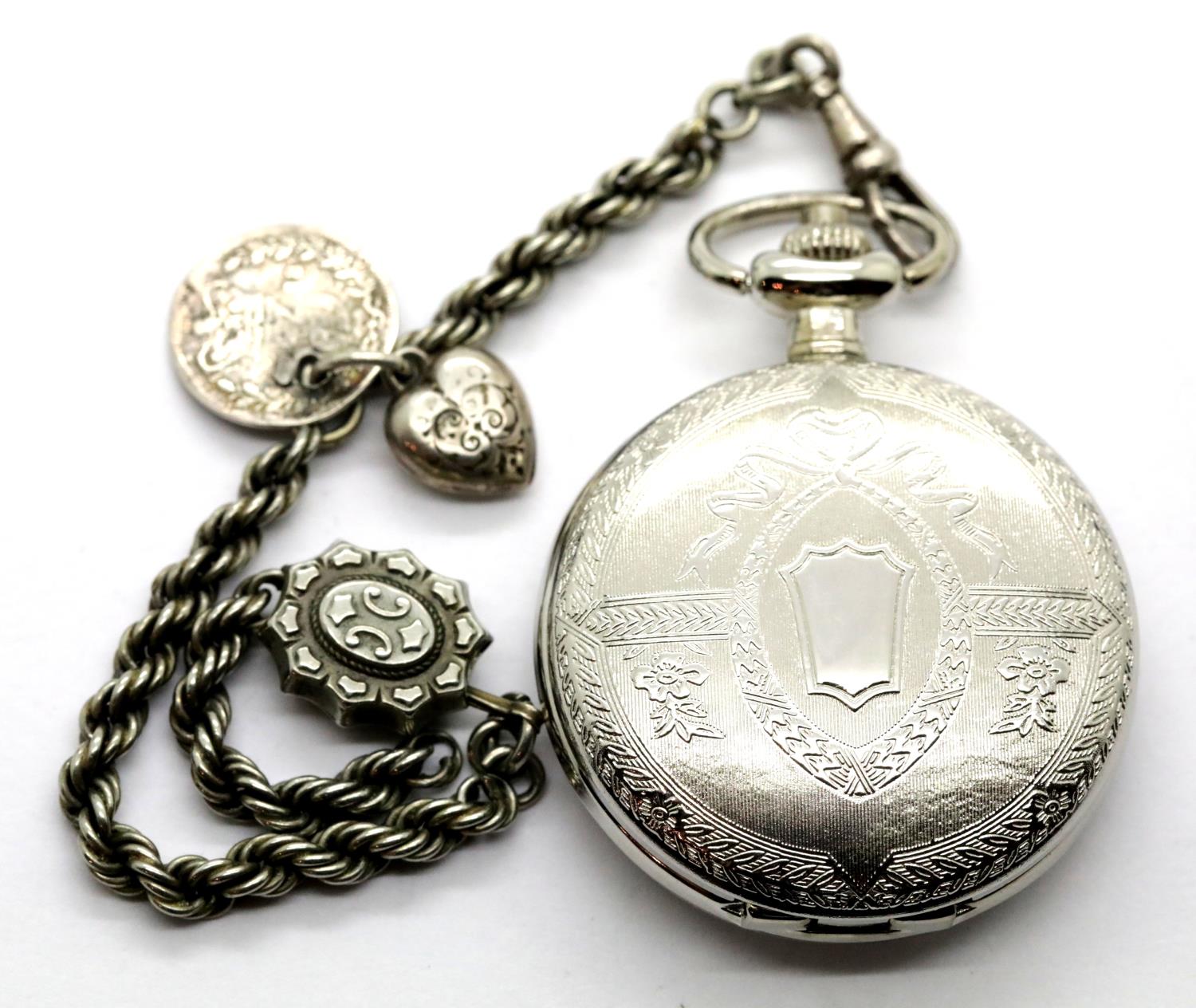 White metal pocket watch and chain, dial D: 3 mm, chain L: 19 cm, 49g. Working at lotting. P&P Group