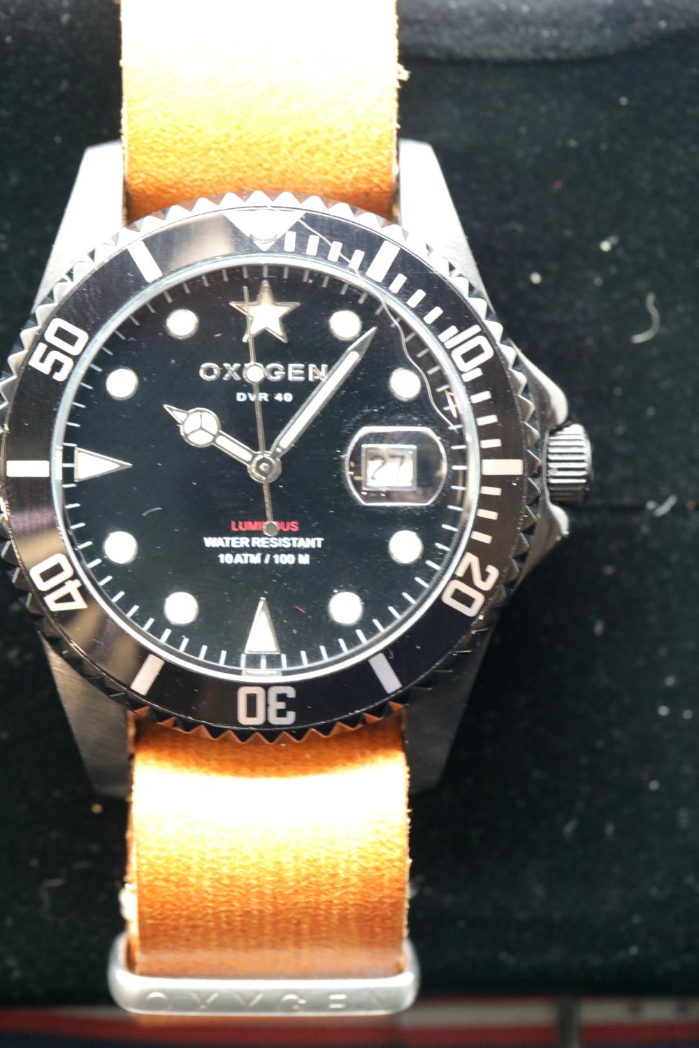Gents Oxygen luminous divers wristwatch, dial D: 30 mm. Working at lotting. P&P Group 1 (£14+VAT for