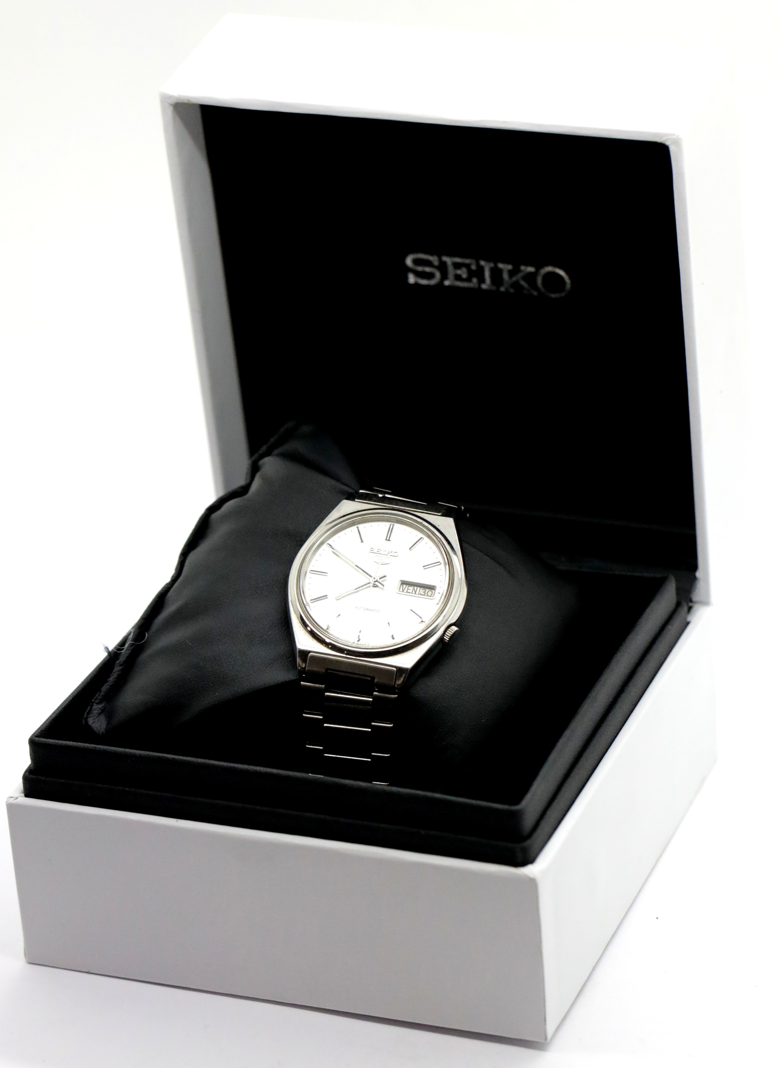 Gents Seiko 5 automatic wristwatch, boxed. Dial D: 30 mm. P&P Group 1 (£14+VAT for the first lot and - Image 5 of 5