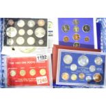 Mixed UK coin sets. P&P Group 2 (£18+VAT for the first lot and £3+VAT for subsequent lots)