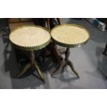 Near pair of marble top tables on tripod supports with brass decoration, D: 39 cm, H: 56 cm. Not