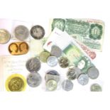 Mixed UK coins and notes including £5. P&P Group 1 (£14+VAT for the first lot and £1+VAT for