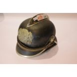 German Weimar Republic type Fireman?s leather helmet. P&P Group 2 (£18+VAT for the first lot and £