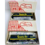2x Stewart Hobbies HO 'Santa Fe' Diesel Locos - Boxed. P&P Group 2 (£18+VAT for the first lot and £