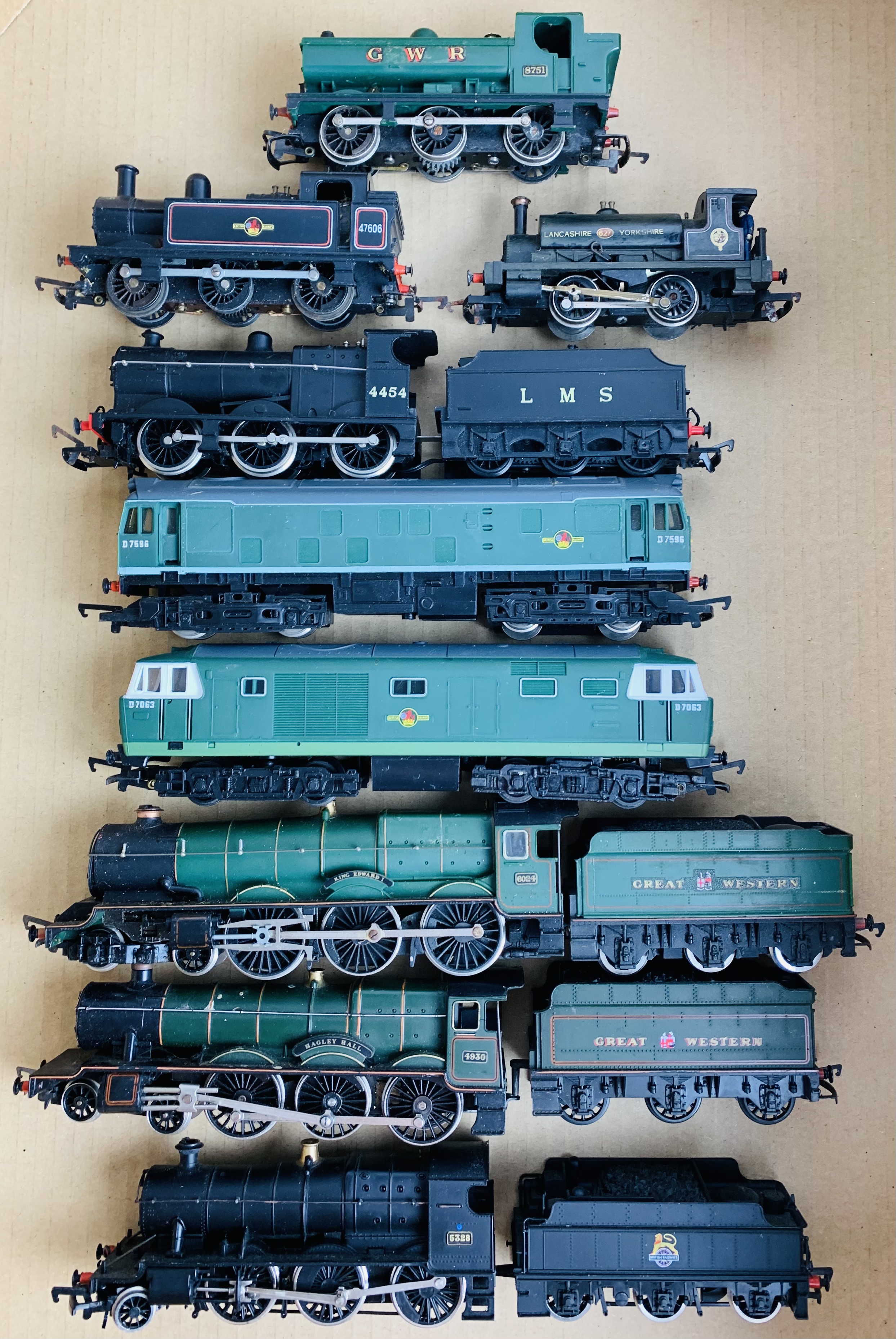 Group of 9x OO Gauge Locomotives Predominantly Hornby - All Unboxed. P&P Group 3 (£25+VAT for the