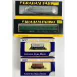 Graham Farish N Gauge 371-079 Class 25/3 BR 2x Tone Green - 3x Items of Rolling Stock - 1x 374-