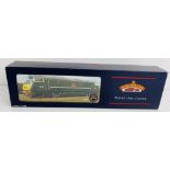 Bachmann OO Gauge 32-051 Warship Loco BR Green 'Onslaught' Boxed. P&P Group 1 (£14+VAT for the first