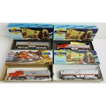 4x Athearn HO Locomotives 'Santa Fe' 3x Dummy & 1x Powered - All Boxed. P&P Group 2 (£18+VAT for the