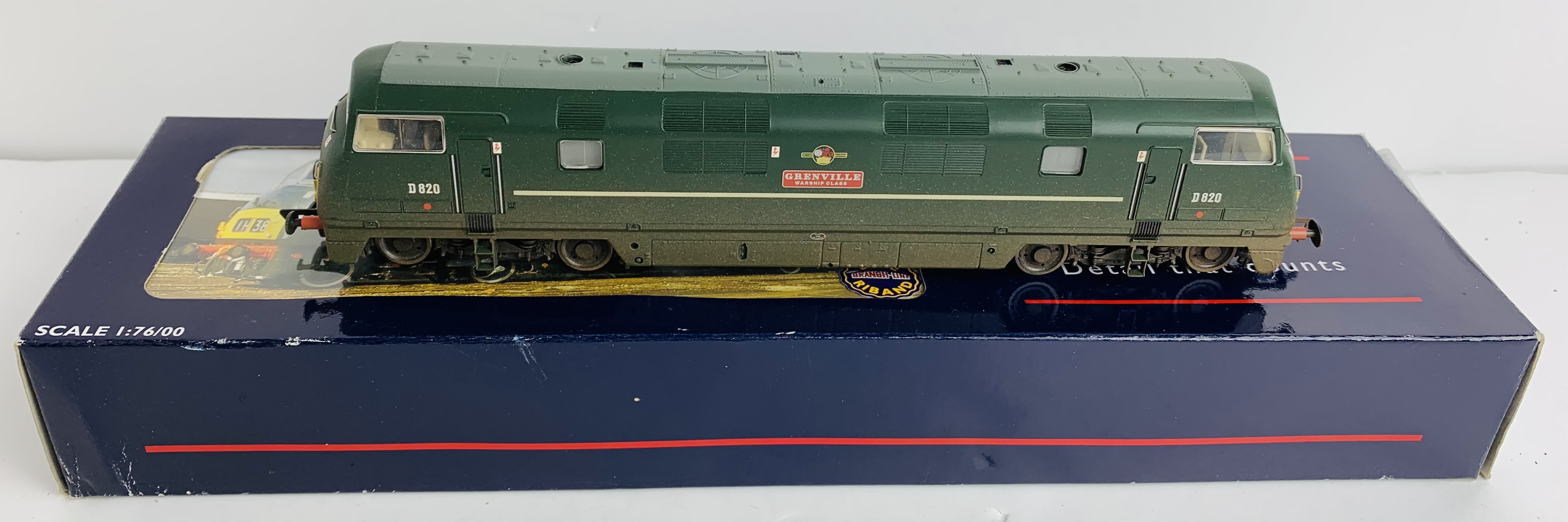 Bachmann 32-058 Class 42 'Grenville' BR Green Weathered Loco - Boxed. P&P Group 1 (£14+VAT for the