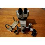 Part complete Olympus binocular microscope. P&P Group 2 (£18+VAT for the first lot and £3+VAT for